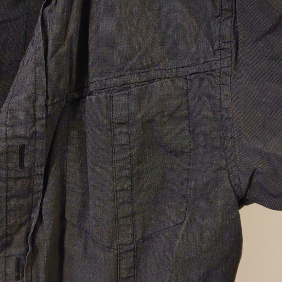 Guess button down - Picture 2 of 3